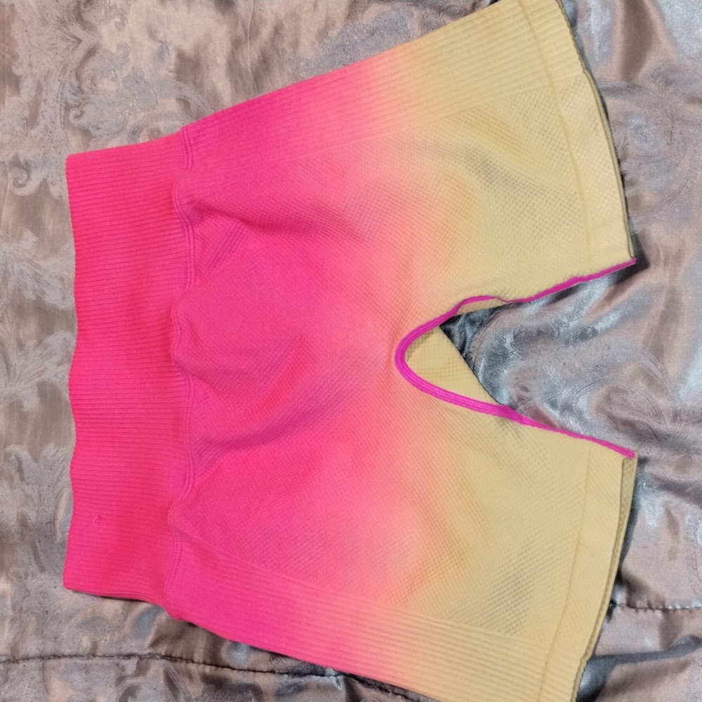 Pink Victoria’s Secret Pink Active Biker Shorts - Picture 2 of 4